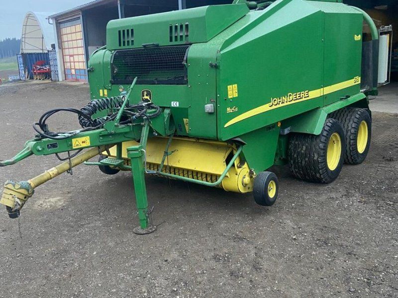 John Deere 678PB