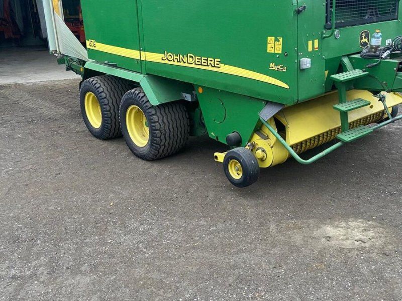John Deere 678PB