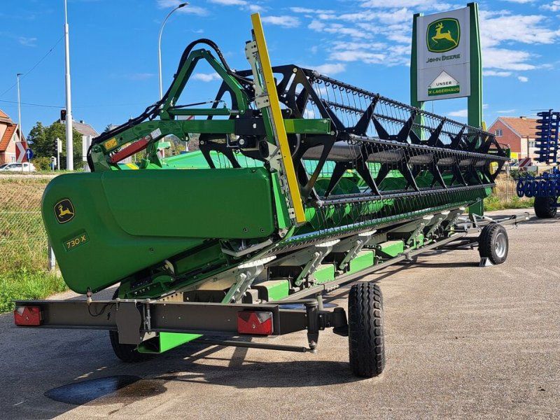 John Deere 730X