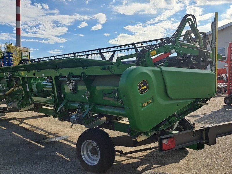 John Deere 730X