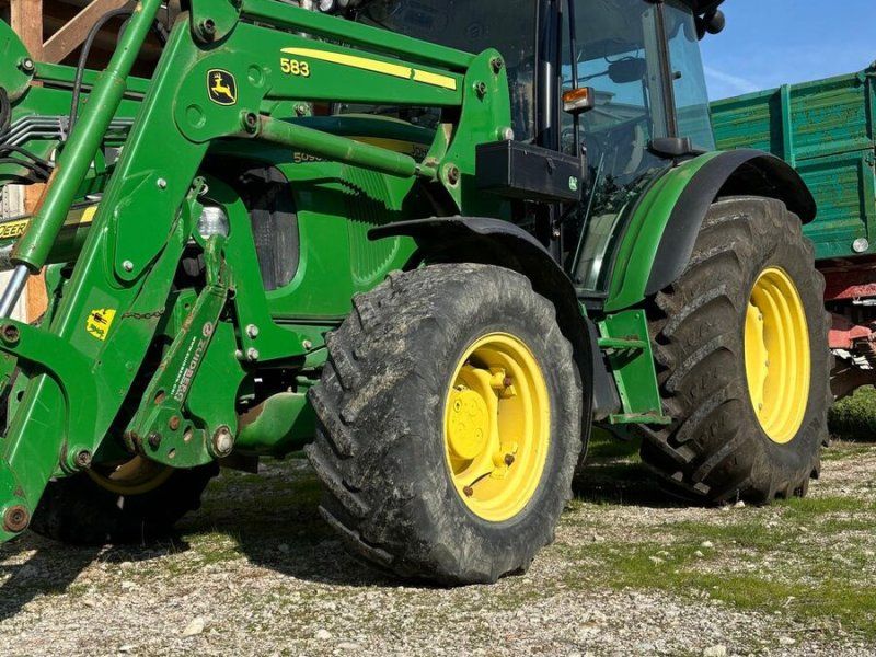 John Deere 5090 R