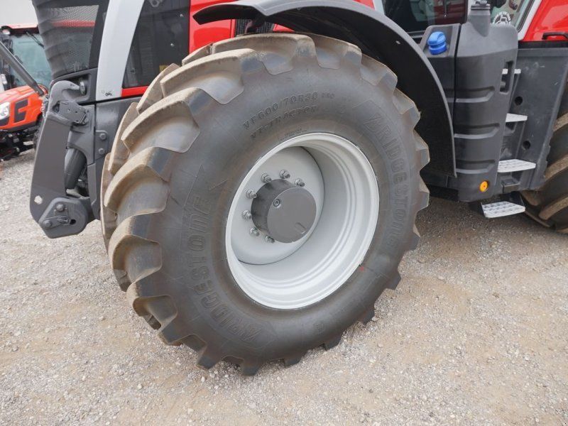 Massey Ferguson 8S.305 Dyna-VT
