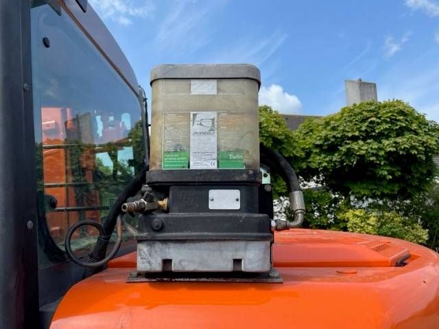 Hitachi ZX 135 US