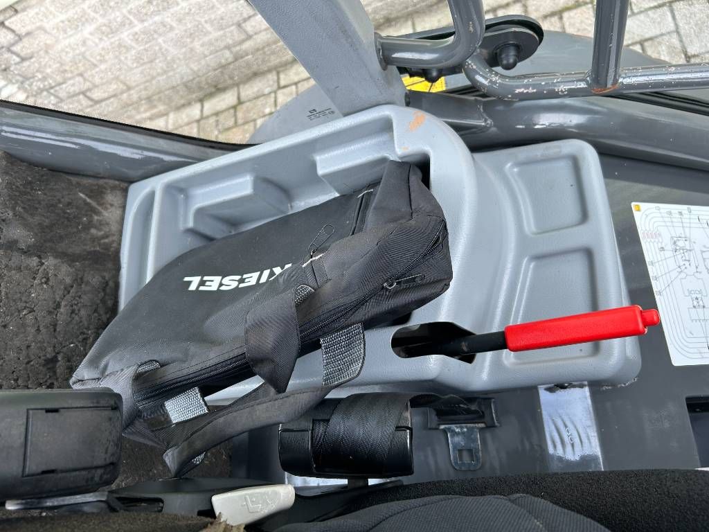 Hitachi ZW 75