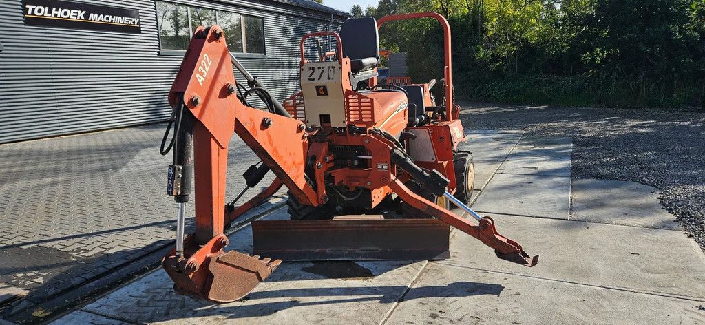 Ditch Witch RT 40 sleuven graafmachine