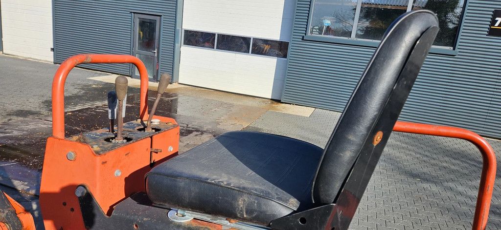 Ditch Witch RT 40 sleuven graafmachine