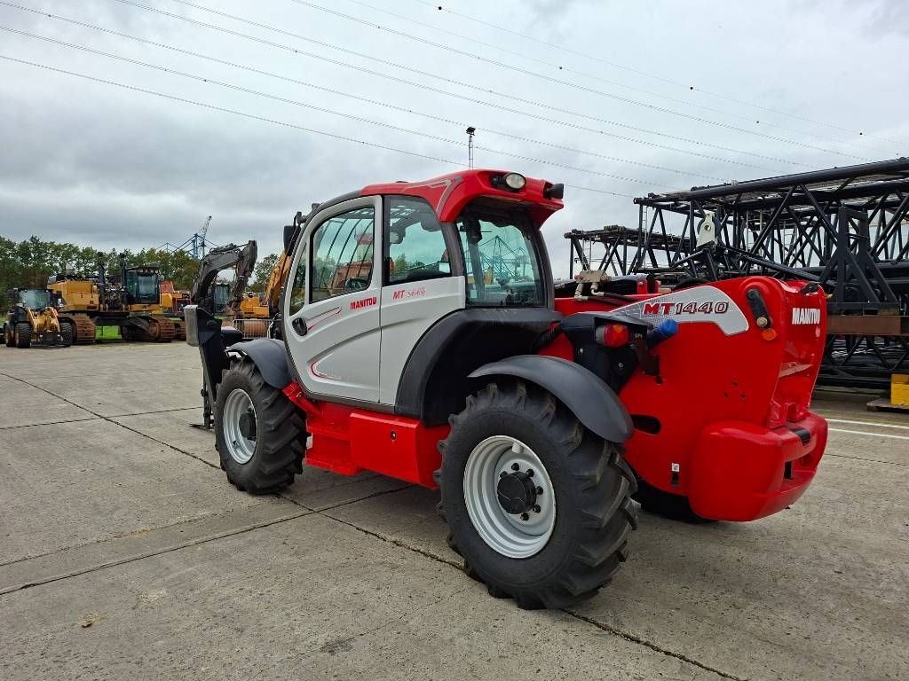 Manitou MT 1440 (100HP + Sideshift + A/C)