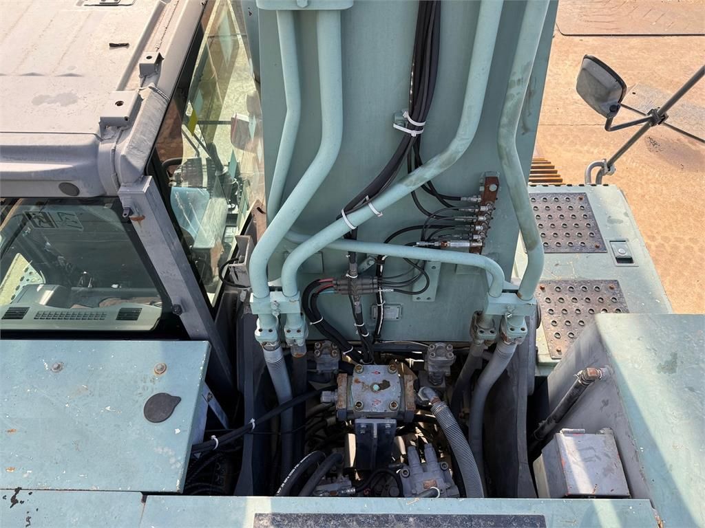 Hitachi ZX470 LCH-3