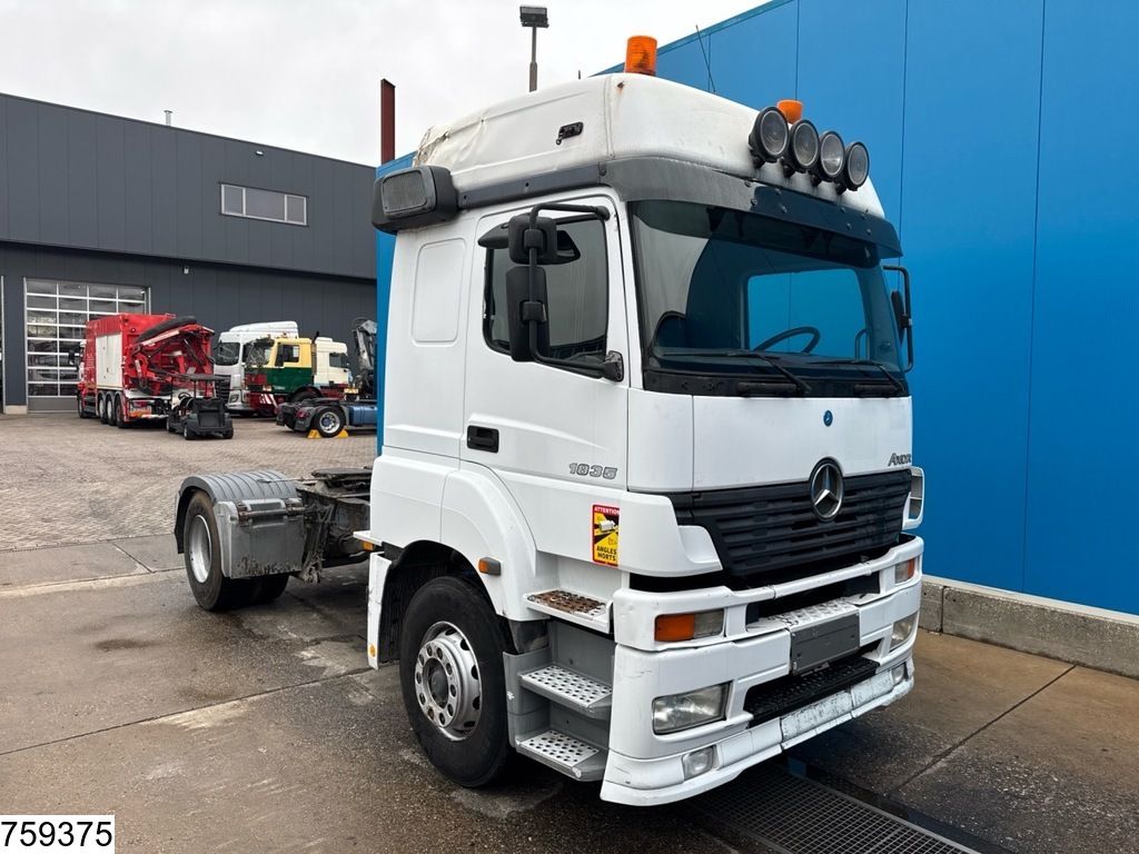Mercedes Axor 1835 PTO, Manual transmission