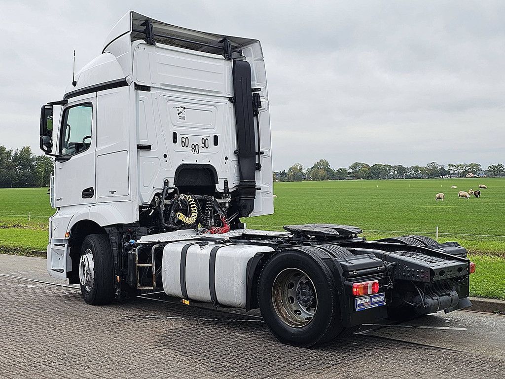 MERCEDES-BENZ ACTROS 1845 LS