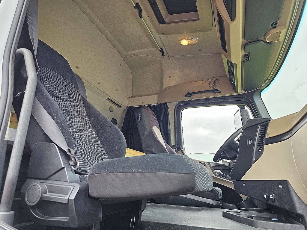 MERCEDES-BENZ ACTROS 1845 LS