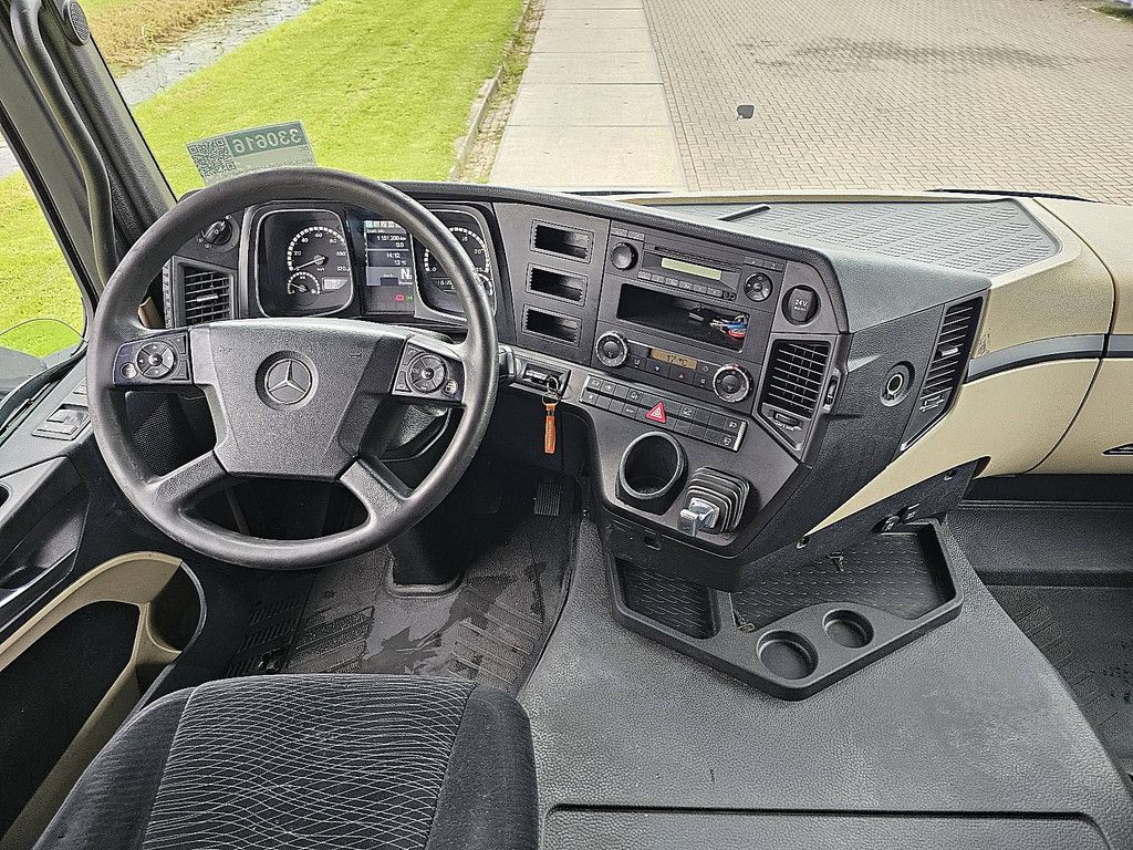 MERCEDES-BENZ ACTROS 1845 LS