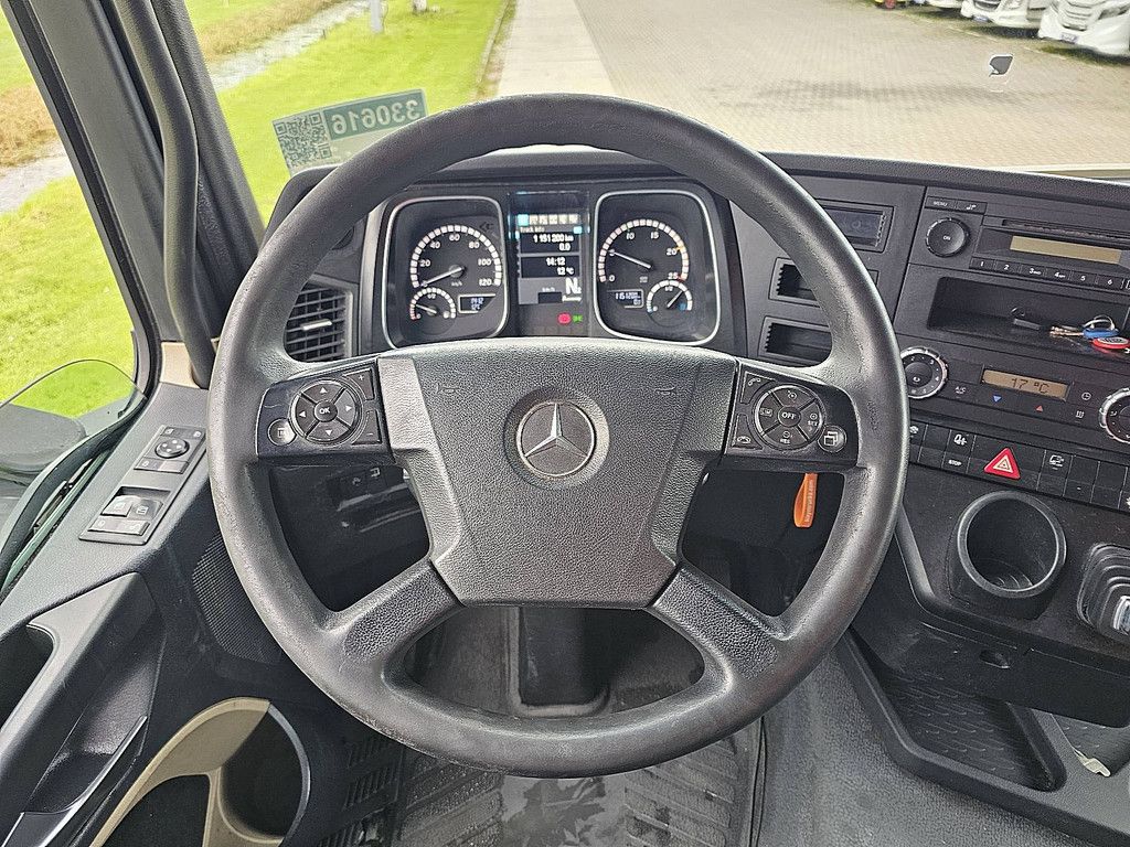 MERCEDES-BENZ ACTROS 1845 LS