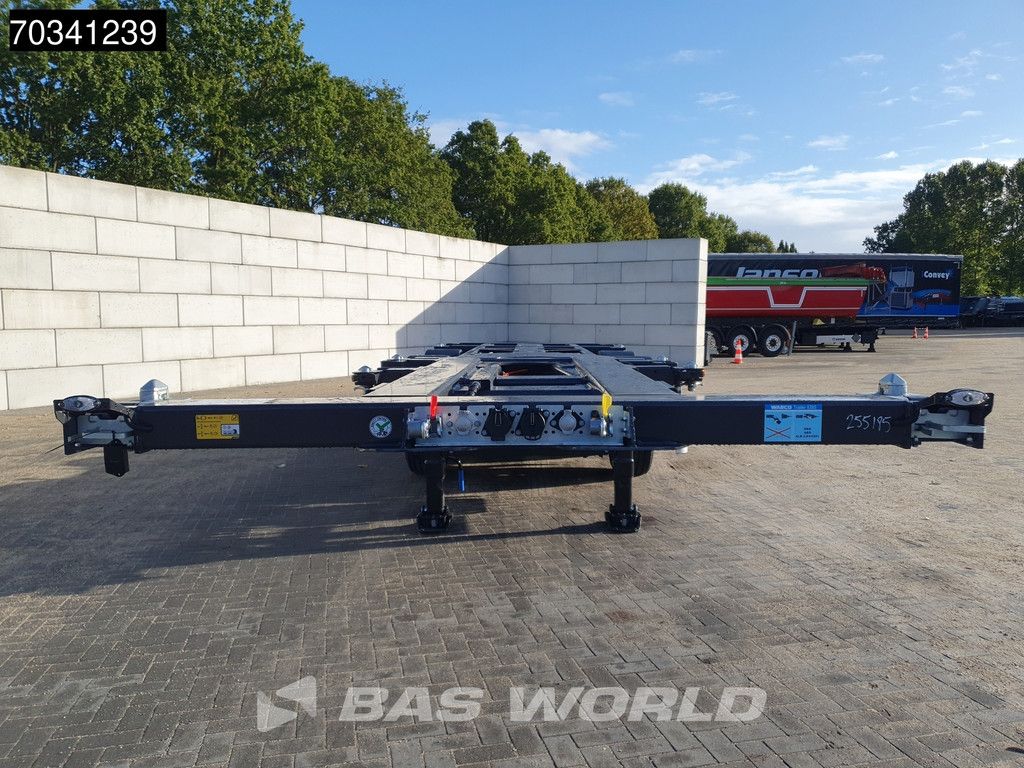 Kässbohrer XS 3 axles NEW Multi 45'ft Lift Axle SAF