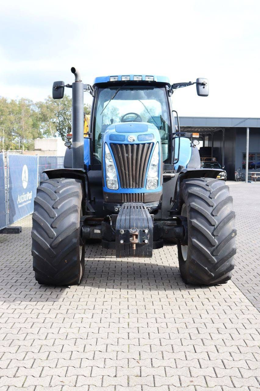 Tractor New Holland T8020 Diesel 275hp 2008