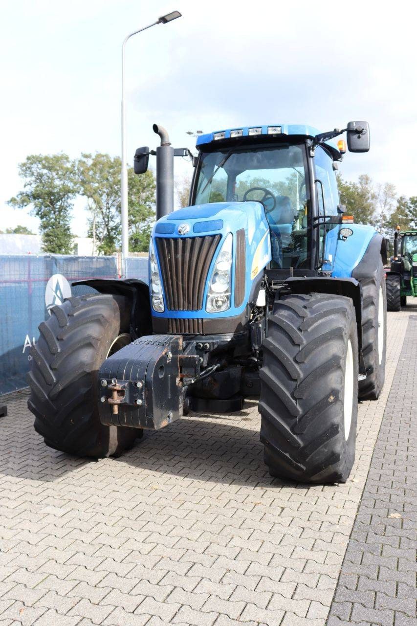 Tractor New Holland T8020 Diesel 275hp 2008