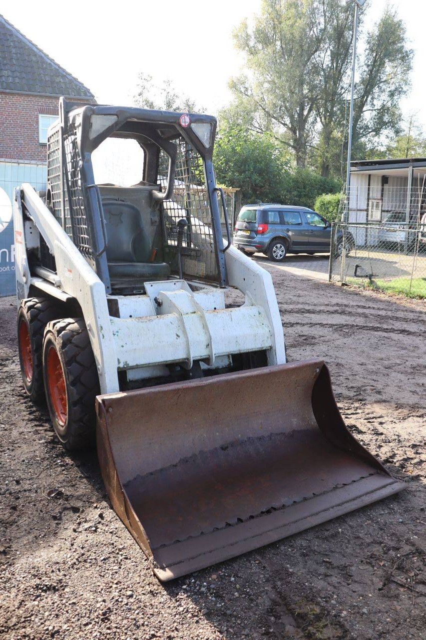 Skid steer loader Bobcat S130 Diesel