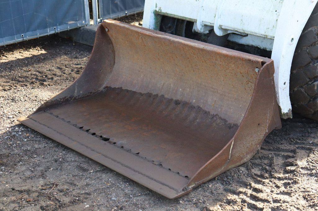 Skid steer loader Bobcat S130 Diesel