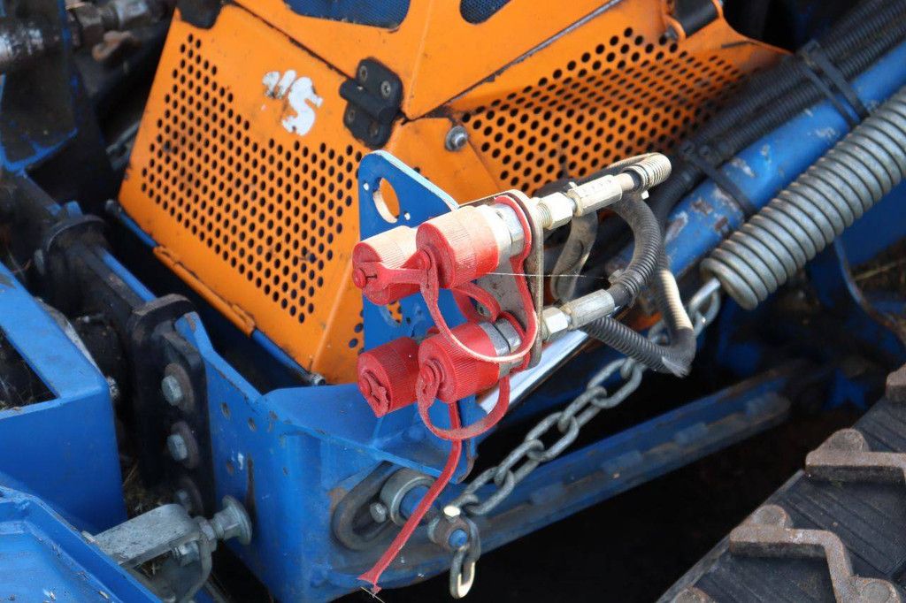 Rasenmäher Irus Deltrak 2.5 Diesel 27,5 kW 2015