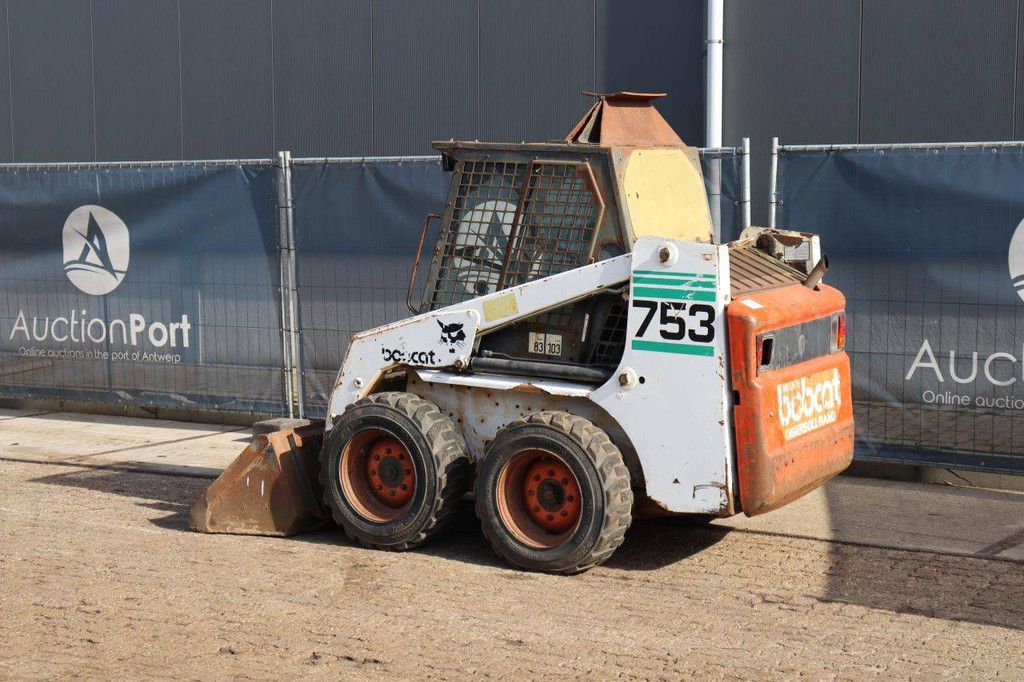 Skid steer loader 753 Diesel