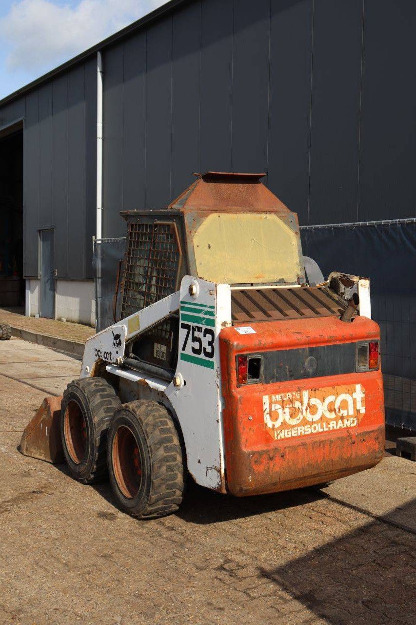 Skid steer loader 753 Diesel