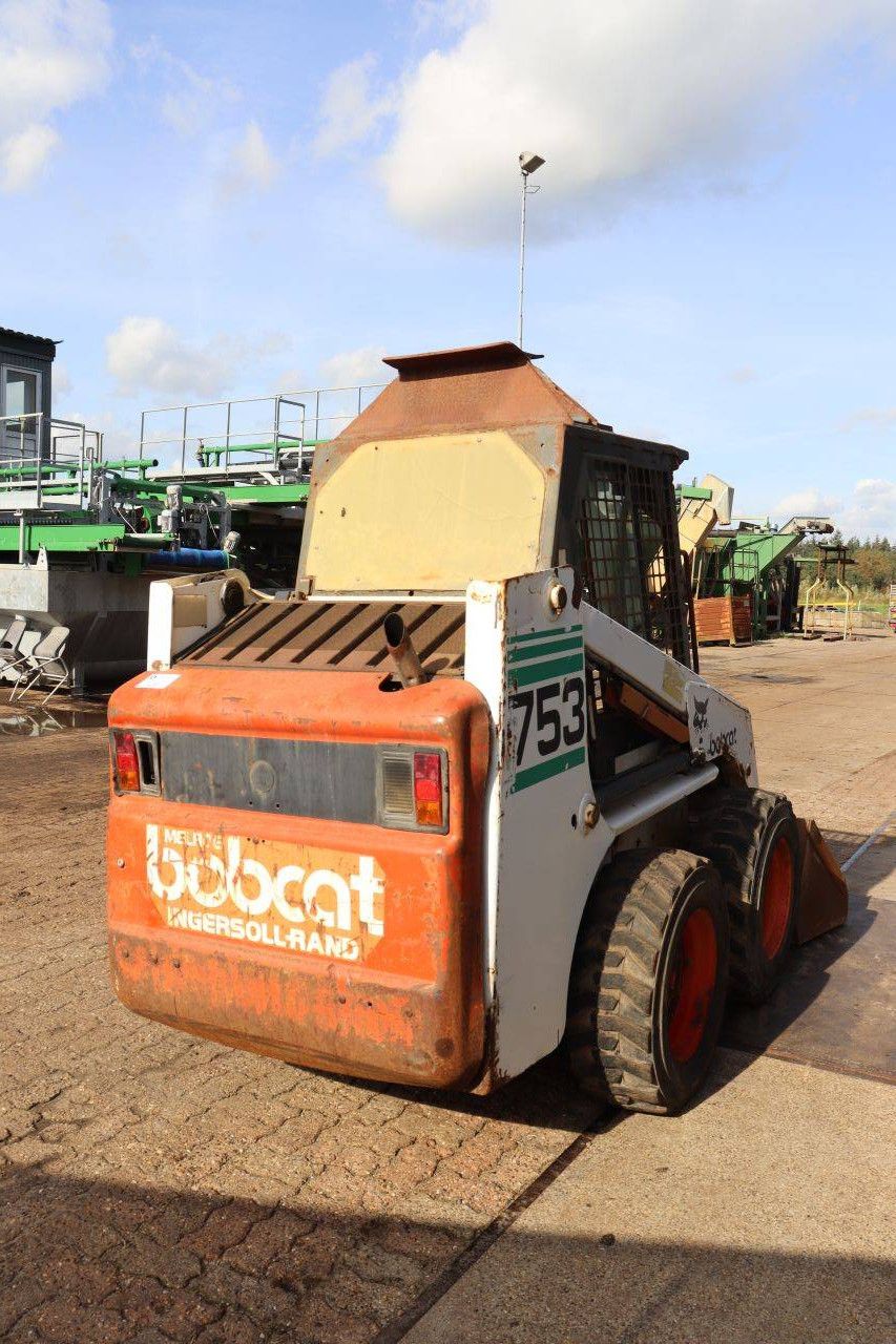 Skid steer loader 753 Diesel