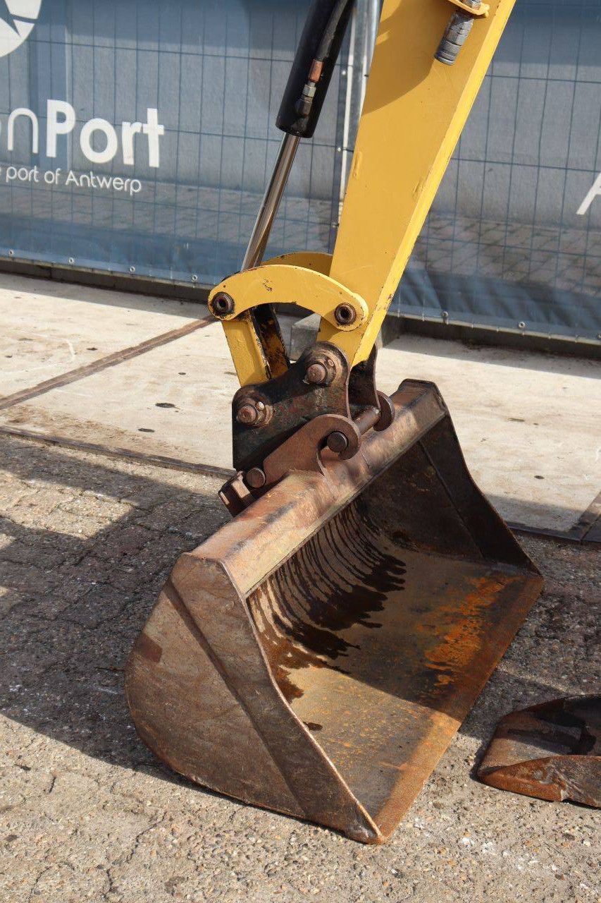 Crawler excavator Caterpillar 302.5C Diesel 20kW 2012