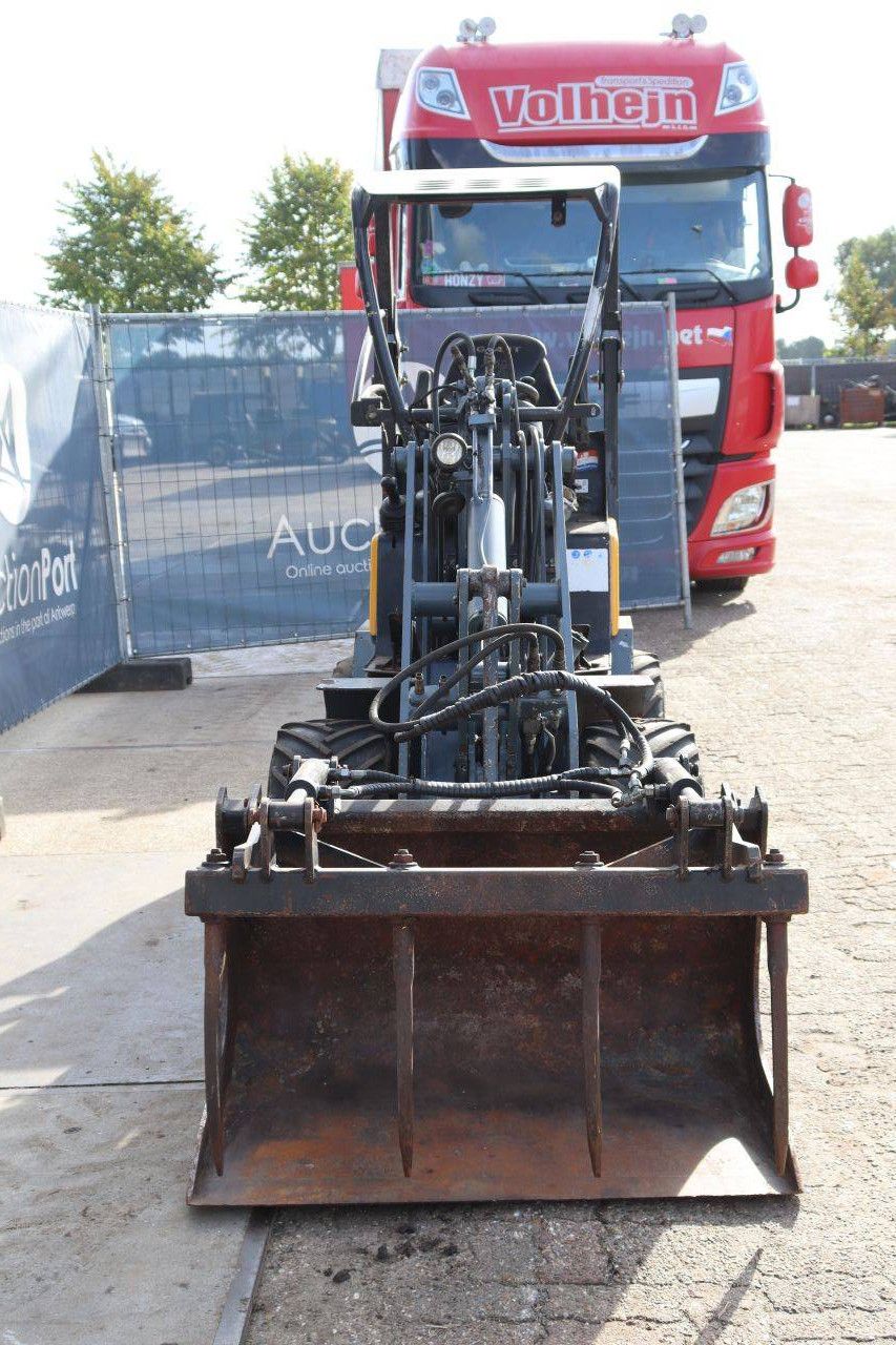 Articulated loader Giant D263SW Diesel 2011 with manure clamp