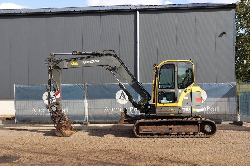 Volvo ECR88 Diesel 42kW 2005 crawler excavator with tilting attachment