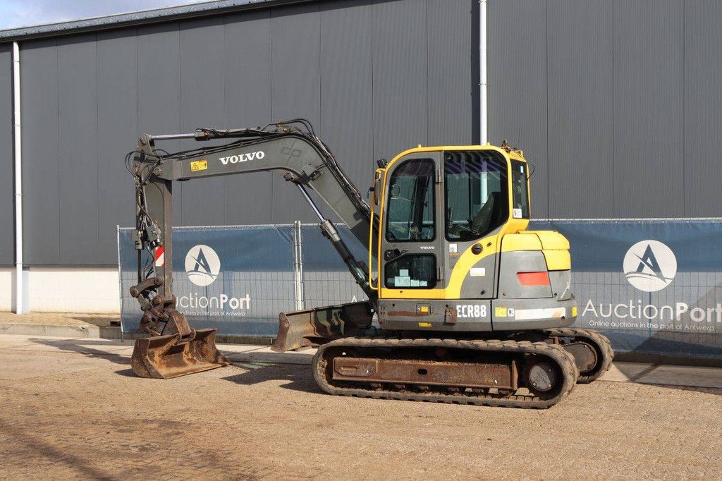 Volvo ECR88 Diesel 42kW 2005 crawler excavator with tilting attachment