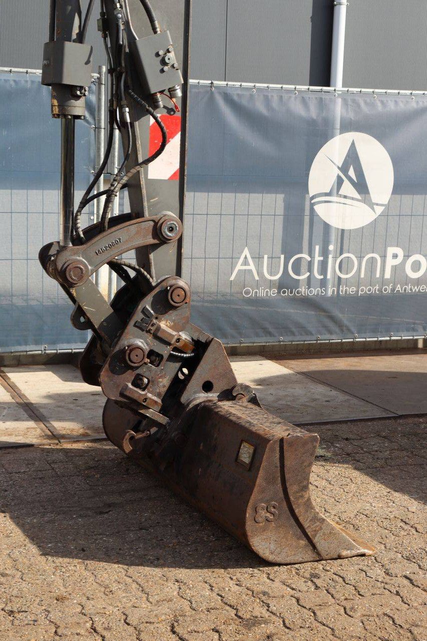 Volvo ECR88 Diesel 42kW 2005 crawler excavator with tilting attachment