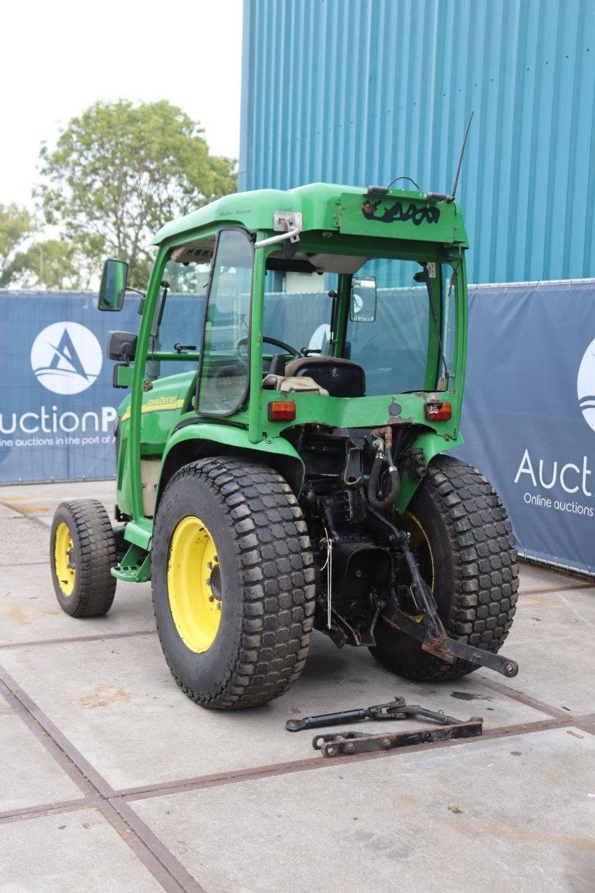 Traktor John Deere 3720 Diesel 43 PS