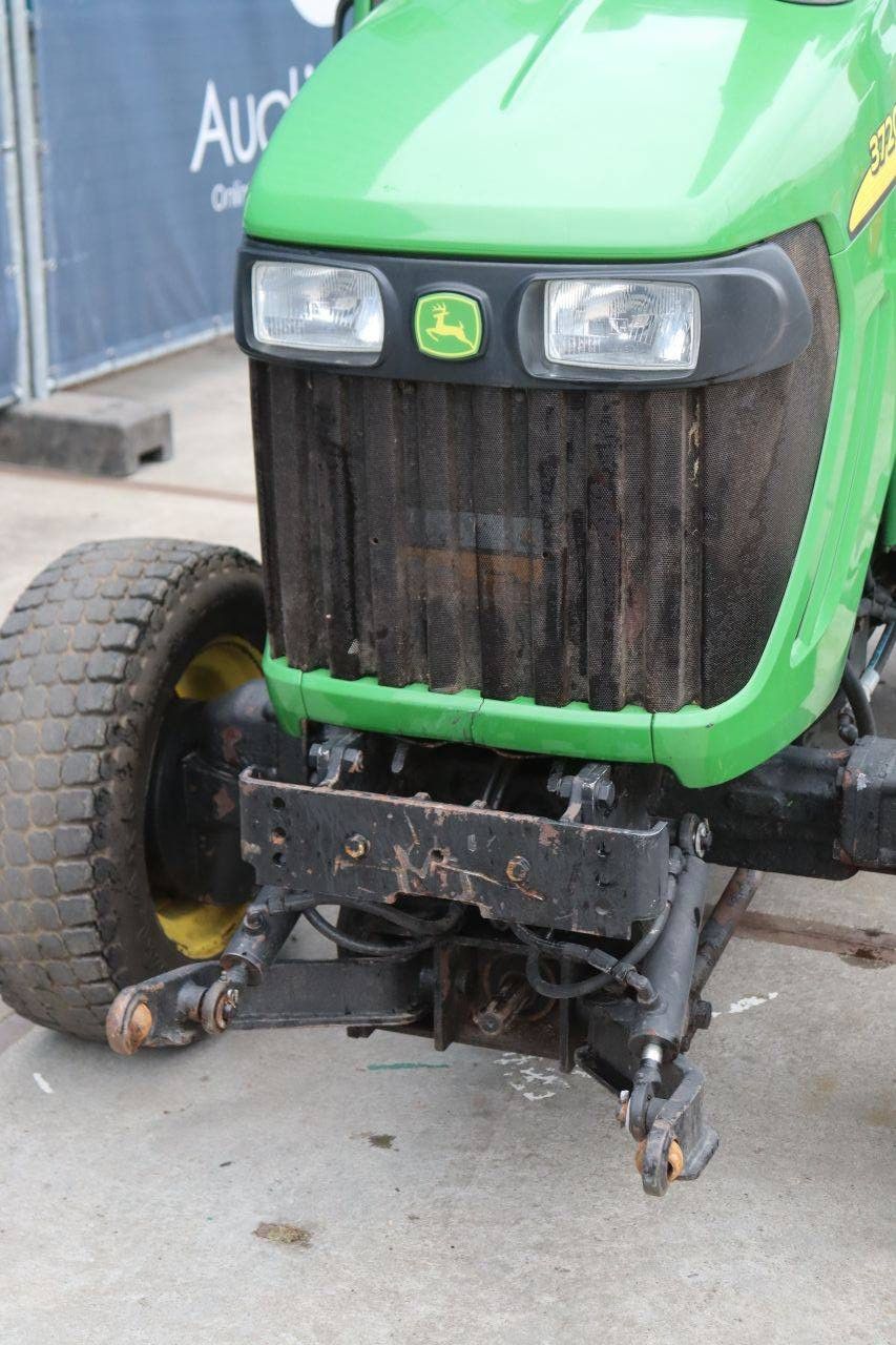 Traktor John Deere 3720 Diesel 43 PS