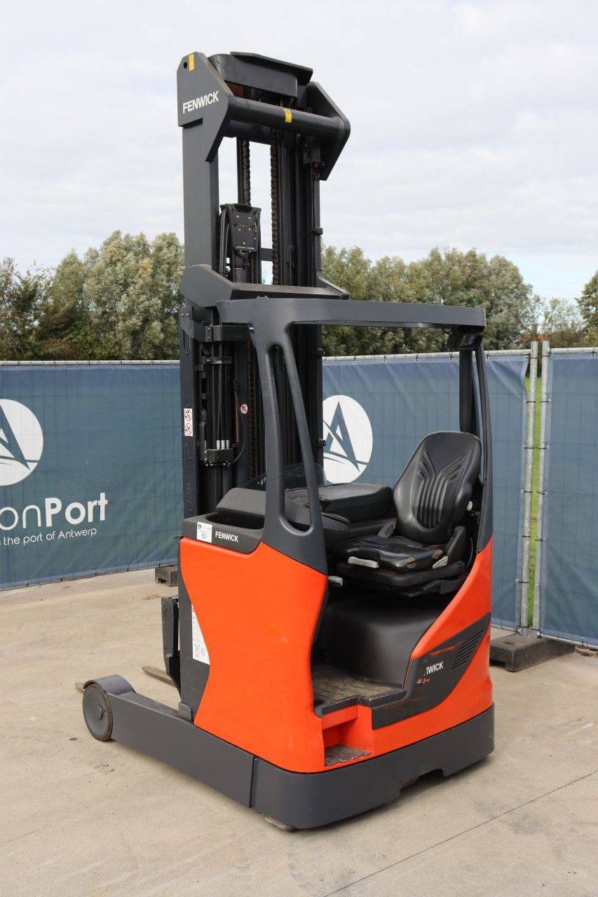 Fenwick-Linde R14-01 Electric Reach Truck 1400kg 8.0m 2020