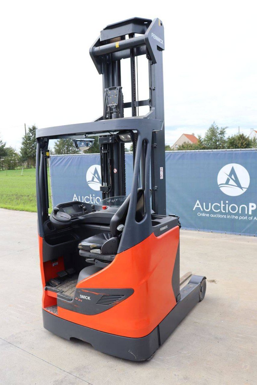 Fenwick-Linde R14-01 Electric Reach Truck 1400kg 8.0m 2020