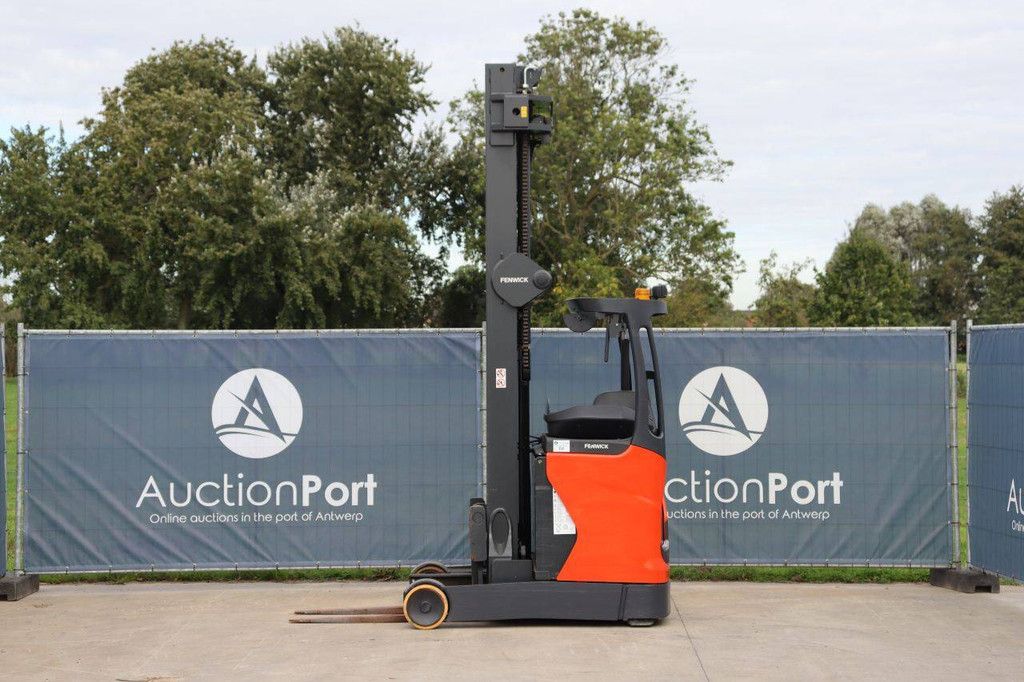 Fenwick-Linde R14HD-01 Electric Reach Truck 1400kg 9.0m 2017