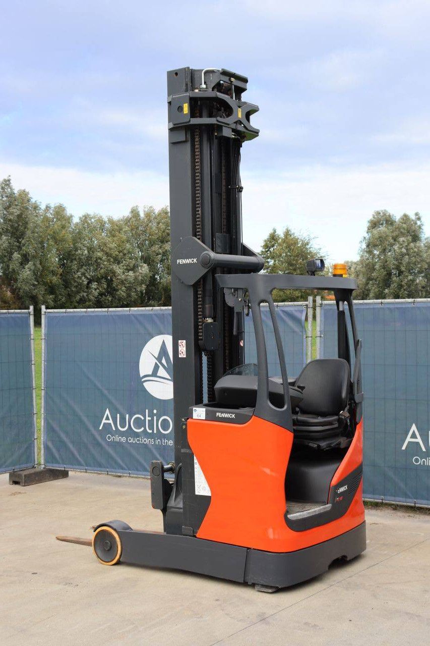 Fenwick-Linde R14HD-01 Electric Reach Truck 1400kg 9.0m 2017