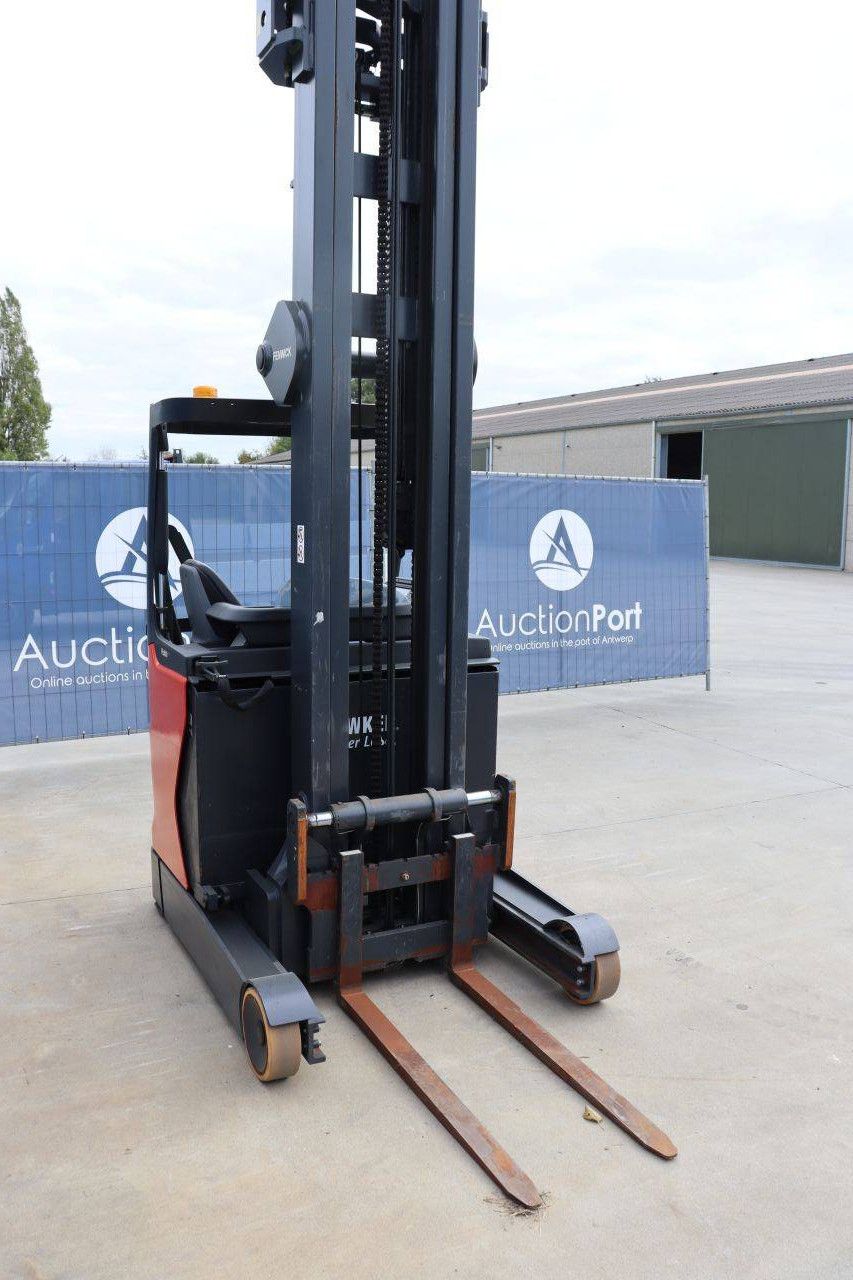 Fenwick-Linde R14HD-01 Electric Reach Truck 1400kg 9.0m 2017