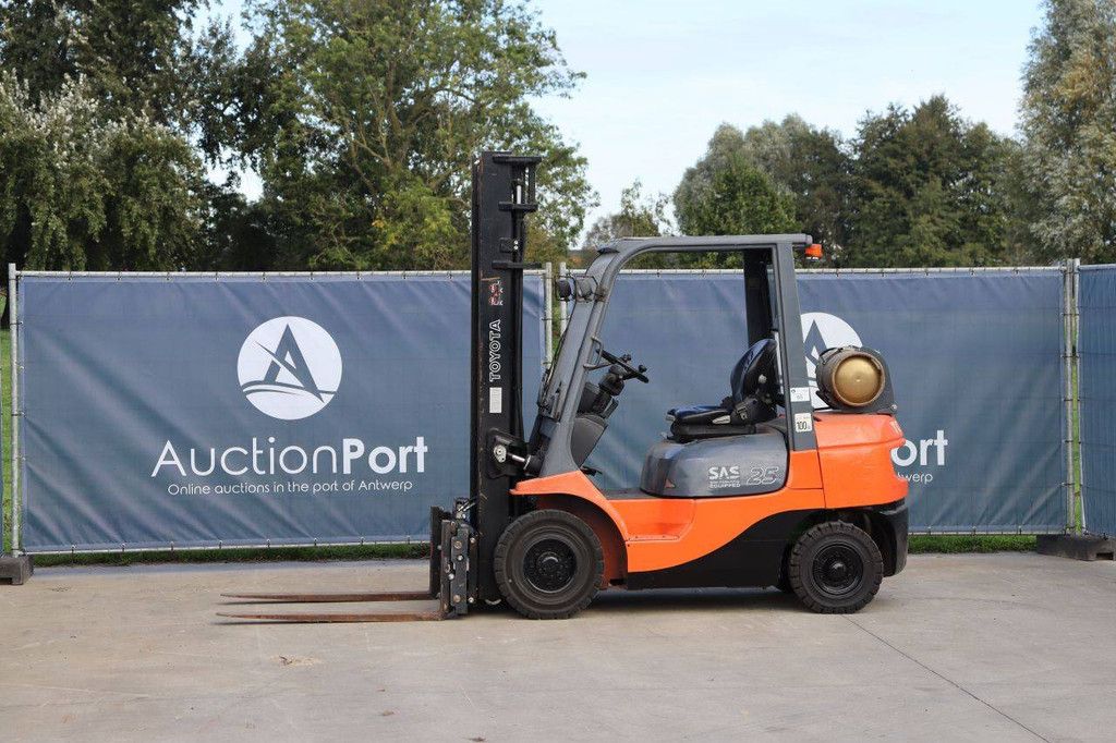 Gabelstapler Toyota 42-7FGF25 LPG 2500kg 4,0m 2007