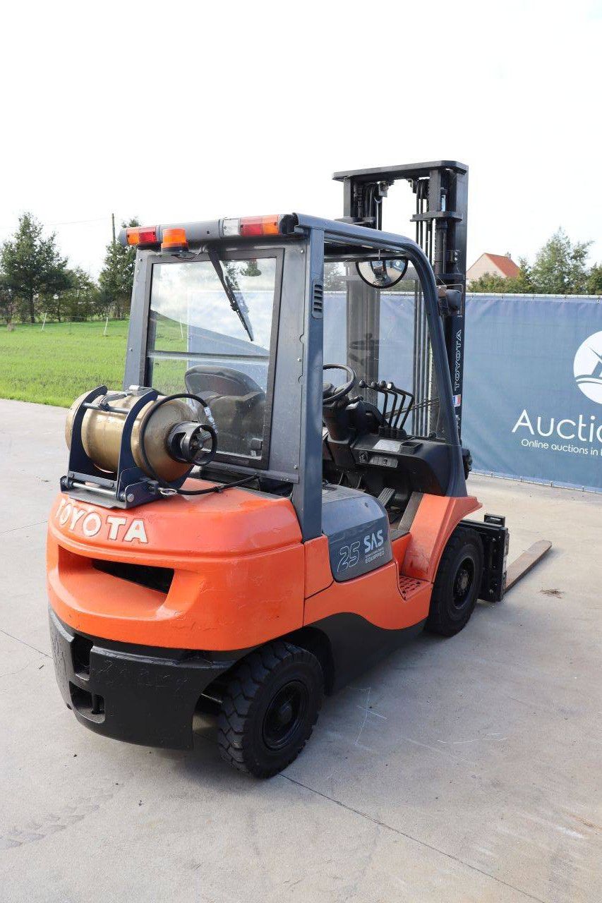 Gabelstapler Toyota 42-7FGF25 LPG 2500kg 4,0m 2007