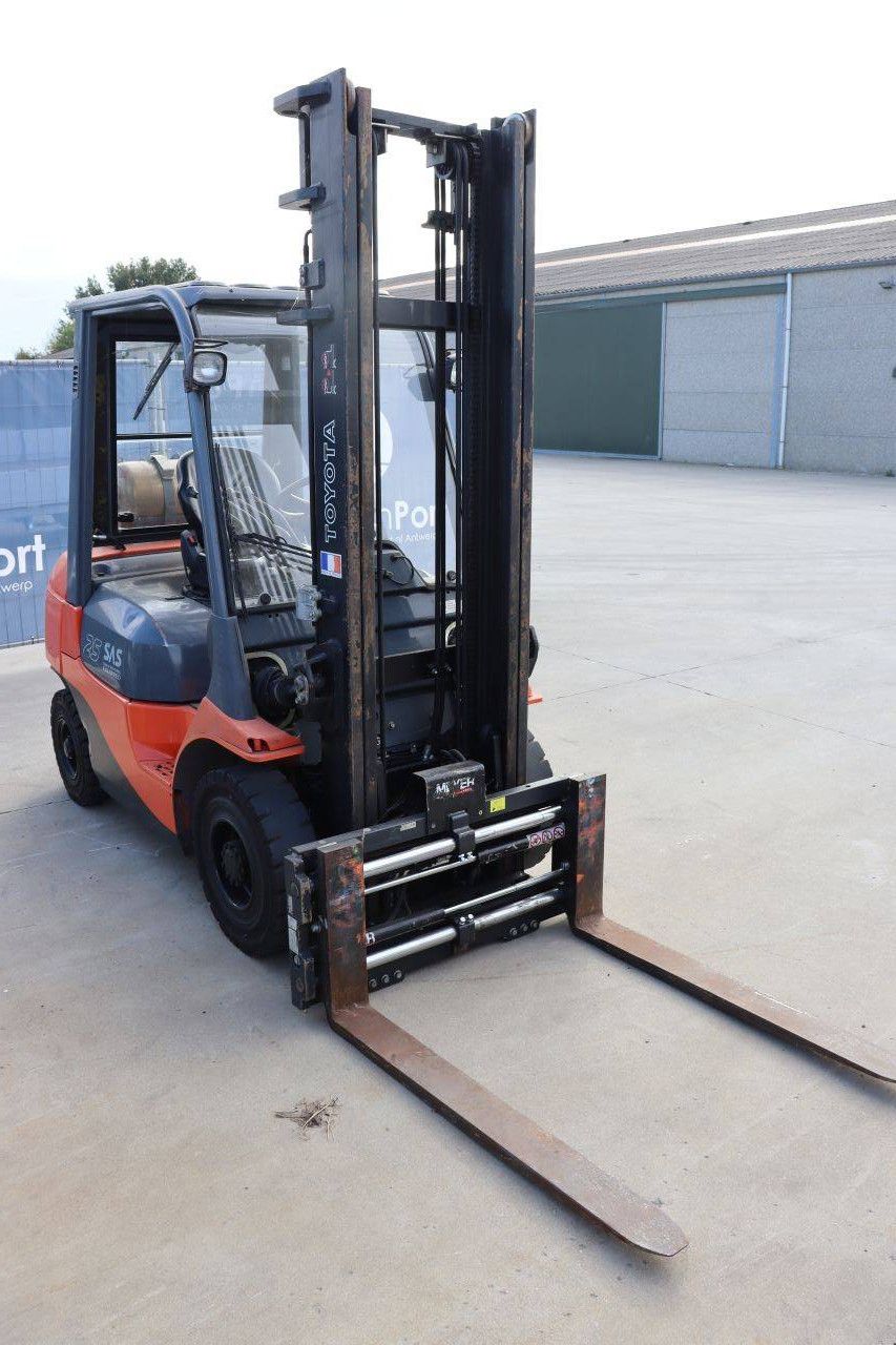 Gabelstapler Toyota 42-7FGF25 LPG 2500kg 4,0m 2007