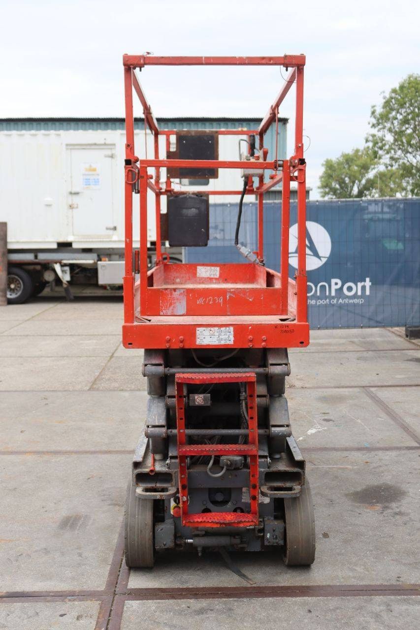 Skyjack SJIII-3226 Electric Scissor Lift 227kg 9.9m 2009