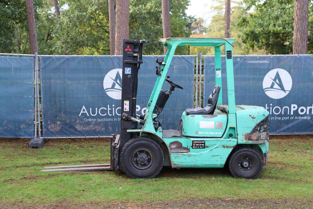 Gabelstapler Mitsubishi FD25K Diesel 2500kg 3,3m 2000 (Marge)