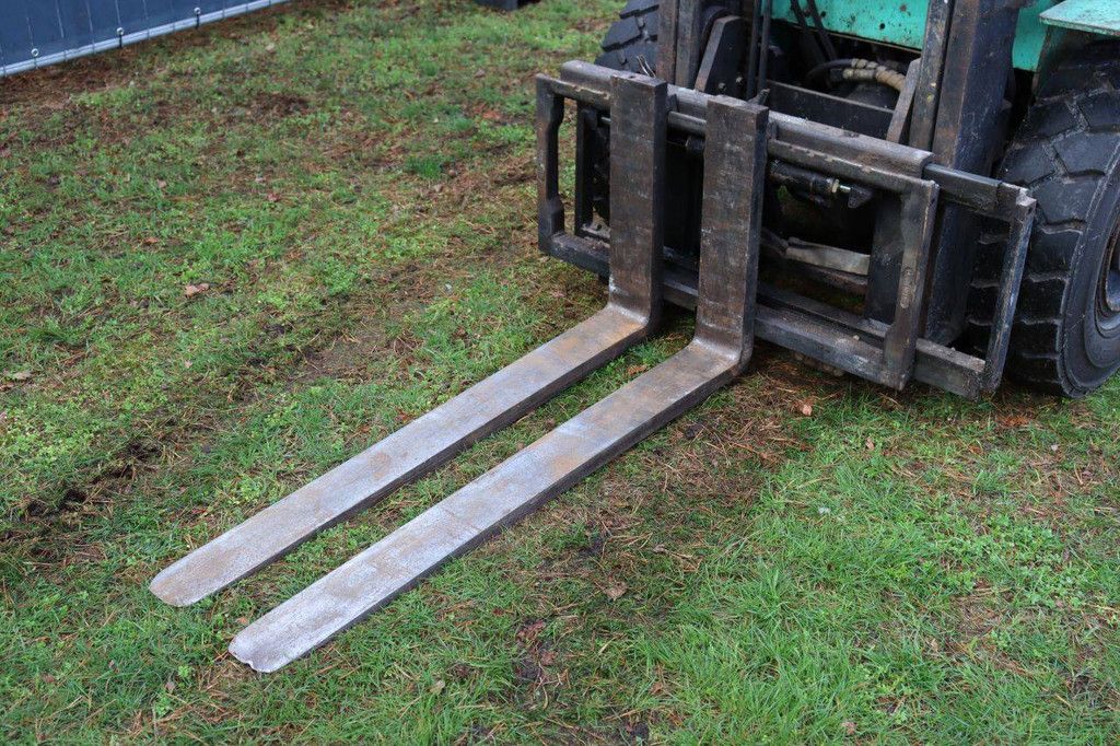 Gabelstapler Mitsubishi FD25K Diesel 2500kg 3,3m 2000 (Marge)