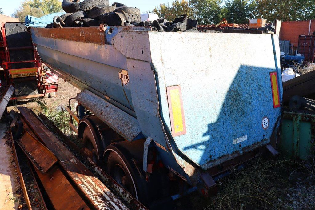 Tipper Semi-trailer Robuste-Kaiser S3302V37 37000kg 2008