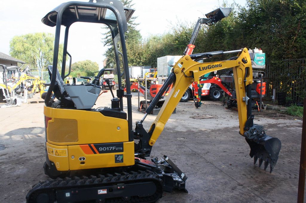 Mini excavator LiuGong 9017F ZTS Diesel 11.8kW 2026