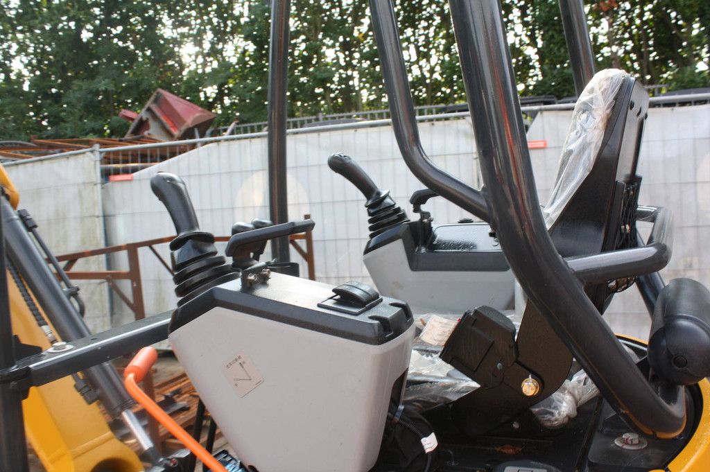 Mini excavator LiuGong 9017F ZTS Diesel 11.8kW 2026