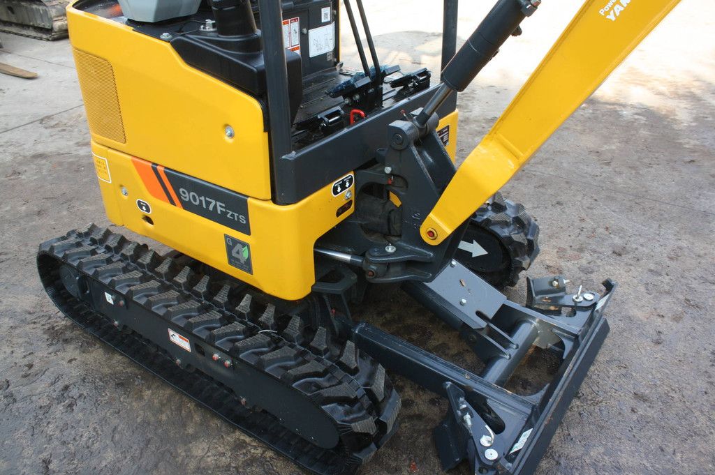 Mini excavator LiuGong 9017F ZTS Diesel 11.8kW 2026