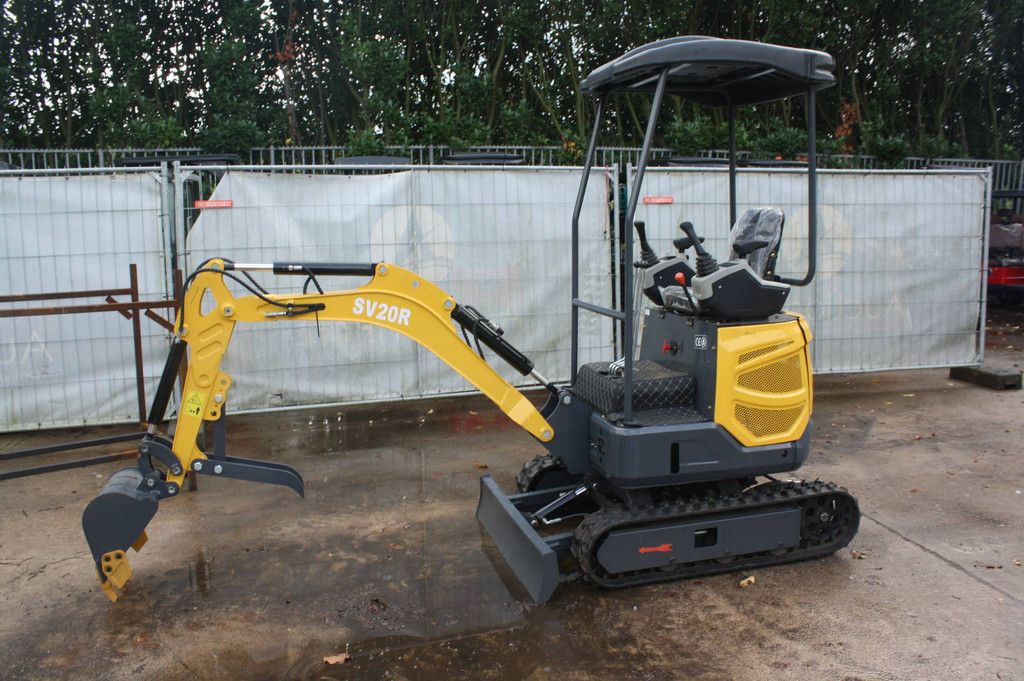 Starvox SV20R Mini Excavator Petrol 11.2kW 2026 New
