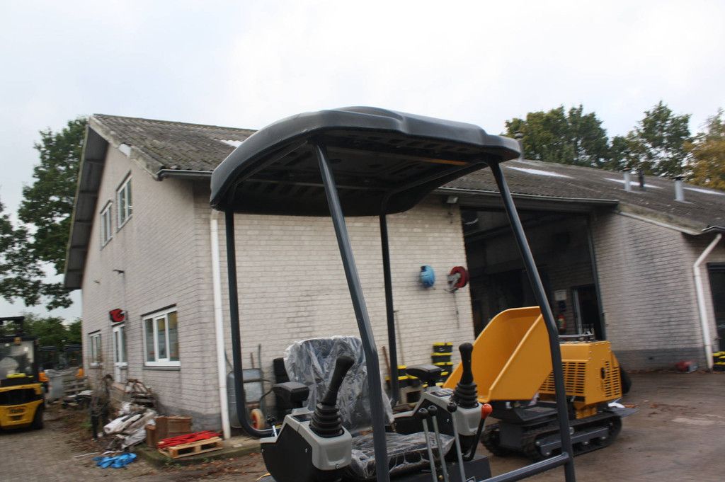 Starvox SV20R Mini Excavator Petrol 11.2kW 2026 New